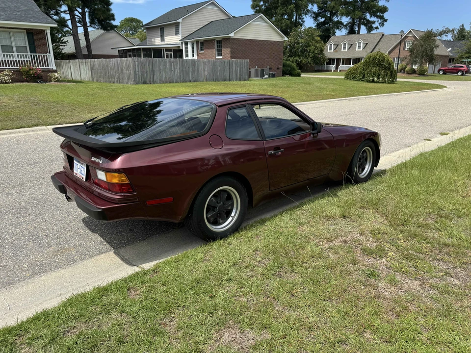 1984 Porsche 944 - Image 14 of 31