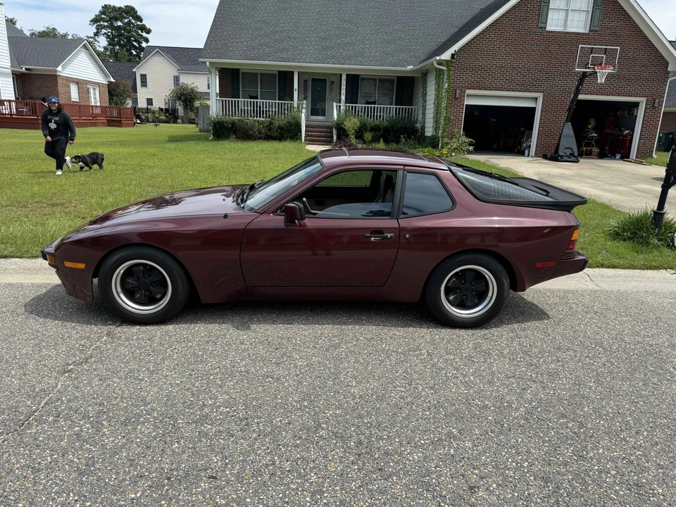1984 Porsche 944 - Image 16 of 31