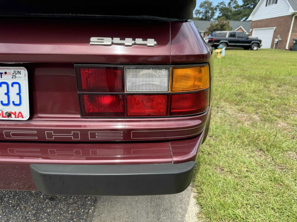 1984 Porsche 944 - Image 19 of 31