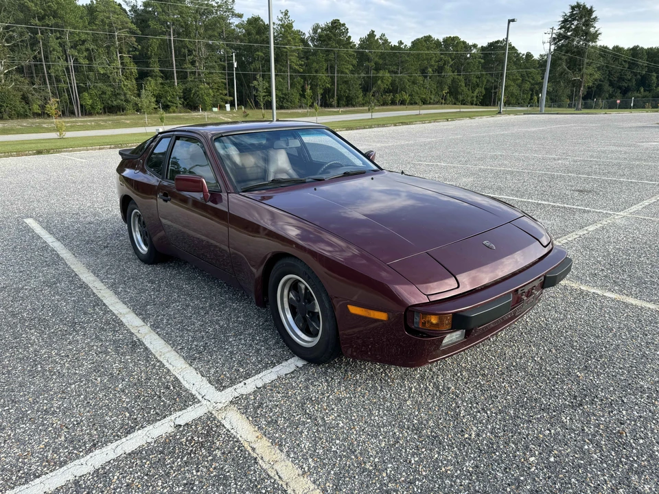 1984 Porsche 944 - Image 4 of 31