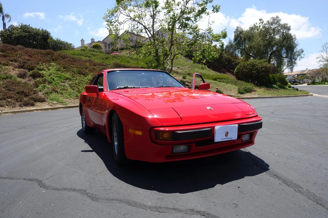 1984 Porsche 944 - Image 17 of 31
