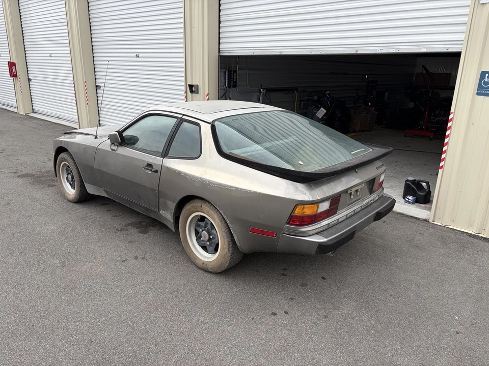 1984 Porsche 944 - Image 3 of 16