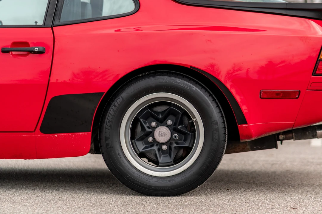 1984 Porsche 944 - Image 12 of 31