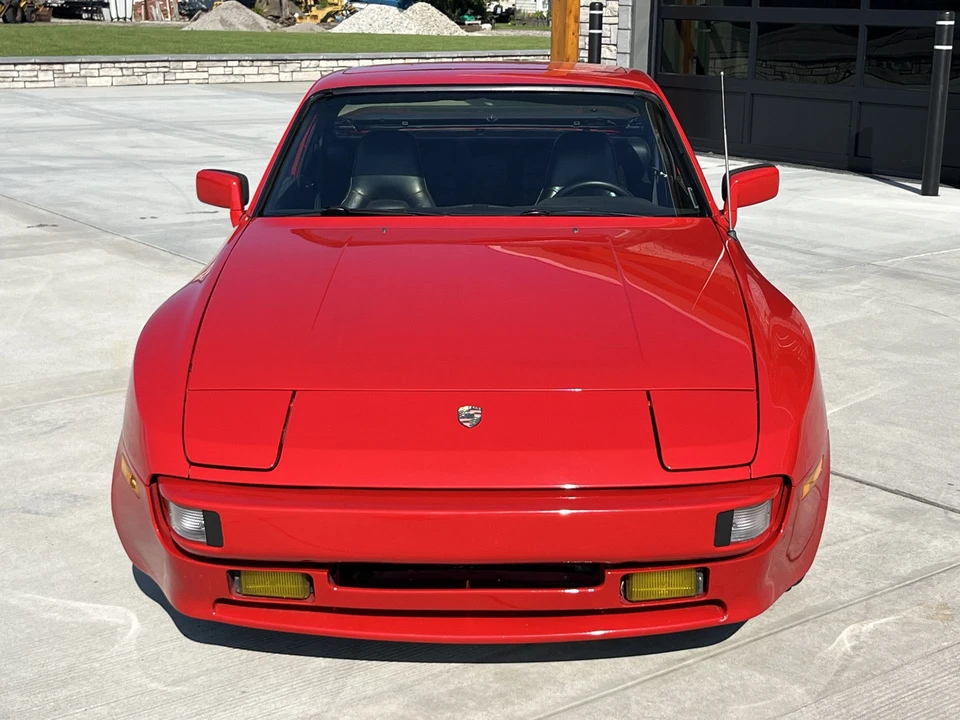 1984 Porsche 944 - Image 17 of 31