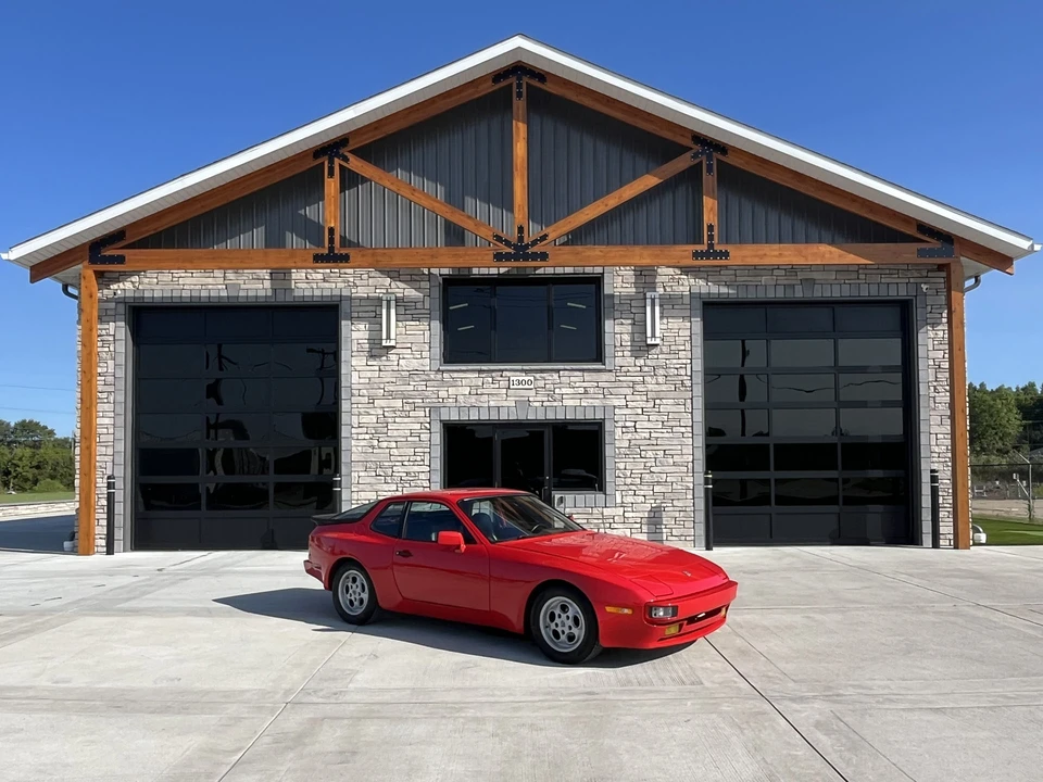 1984 Porsche 944 - Image 19 of 31