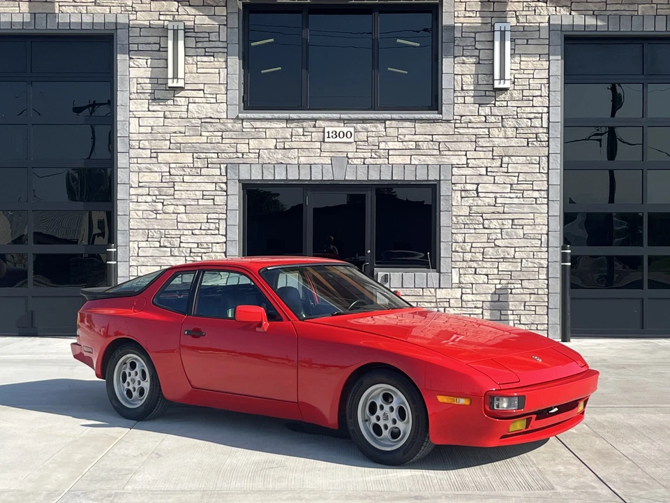 1984 Porsche 944 - Image 3 of 31