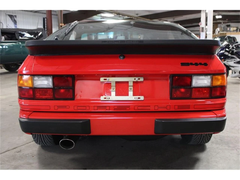 1984 Porsche 944 - Image 5 of 31
