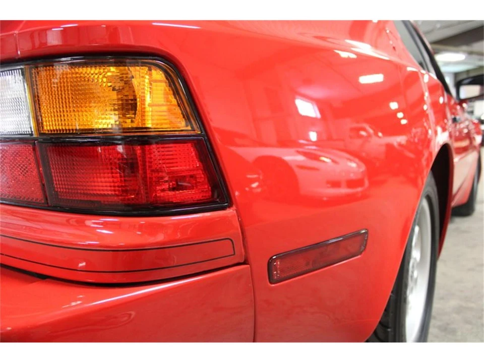 1984 Porsche 944 - Image 15 of 31
