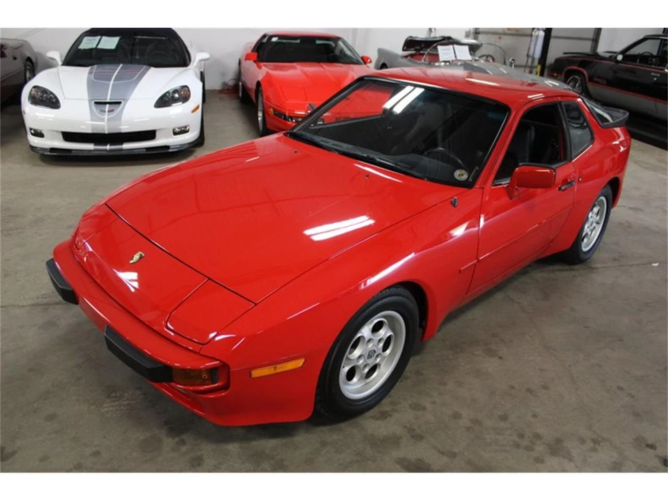 1984 Porsche 944 - Image 20 of 31