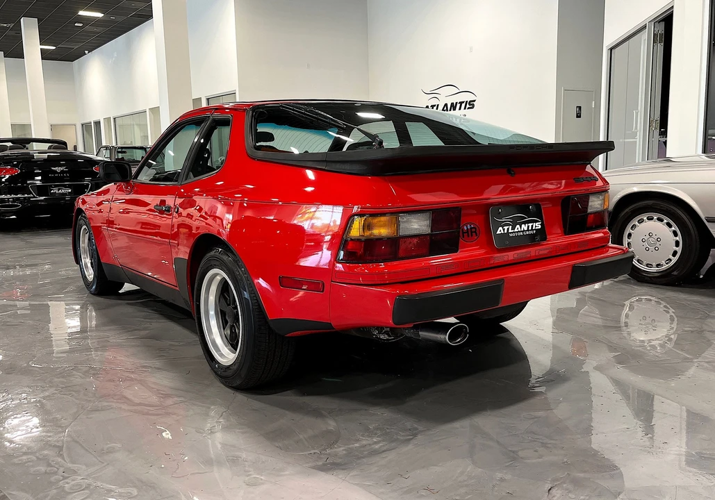 1984 Porsche 944 - Image 4 of 31