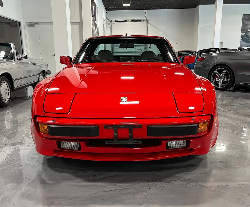 1984 Porsche 944 - Image 5 of 31
