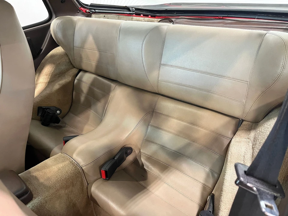 1984 Porsche 944 - Image 13 of 31