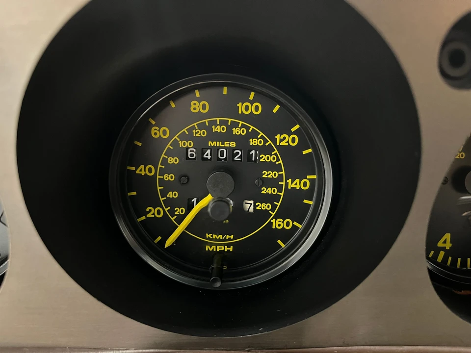 1984 Porsche 944 - Image 23 of 31