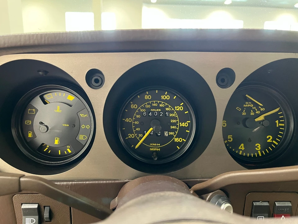 1984 Porsche 944 - Image 24 of 31