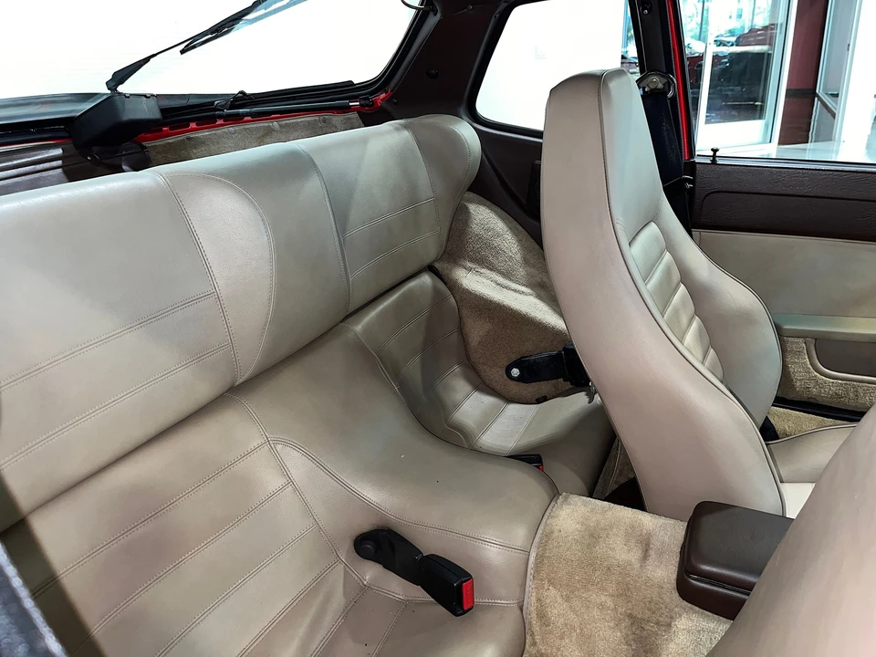 1984 Porsche 944 - Image 15 of 31
