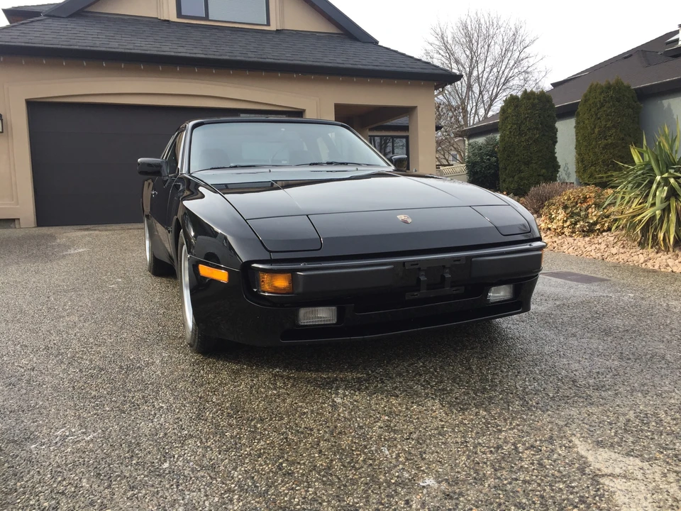 1984 Porsche 944 - Image 17 of 31