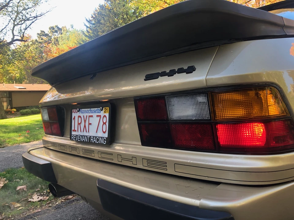 1984 Porsche 944 - Image 20 of 31
