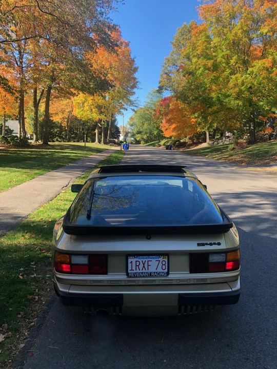 1984 Porsche 944 - Image 21 of 31