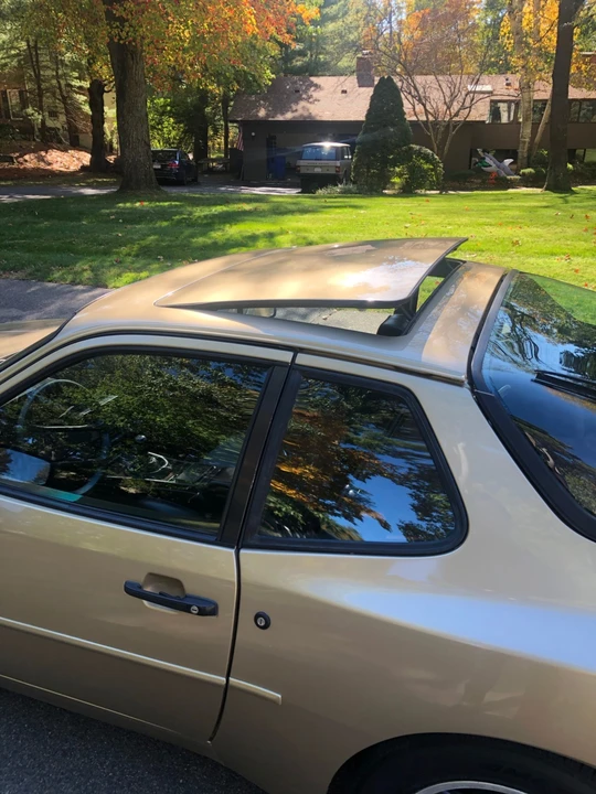 1984 Porsche 944 - Image 23 of 31