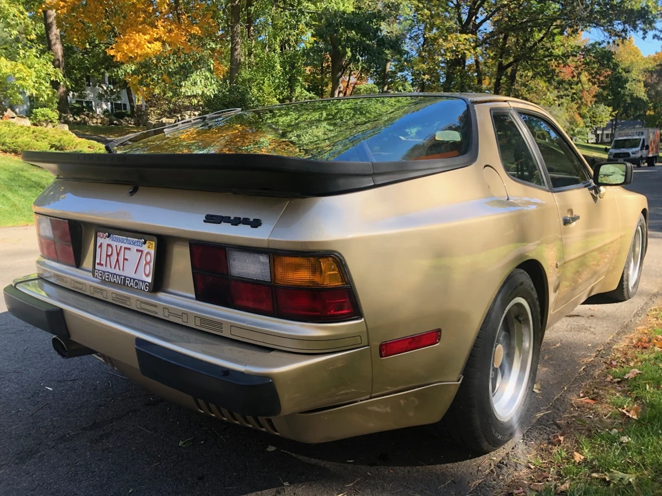 1984 Porsche 944 - Image 29 of 31
