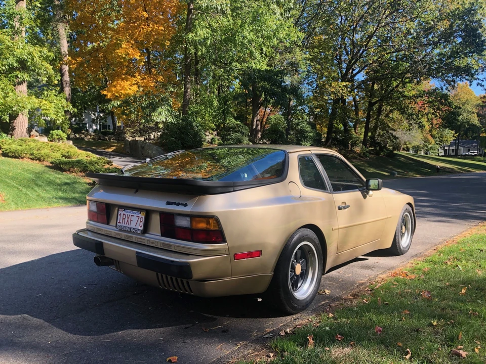 1984 Porsche 944 - Image 7 of 31