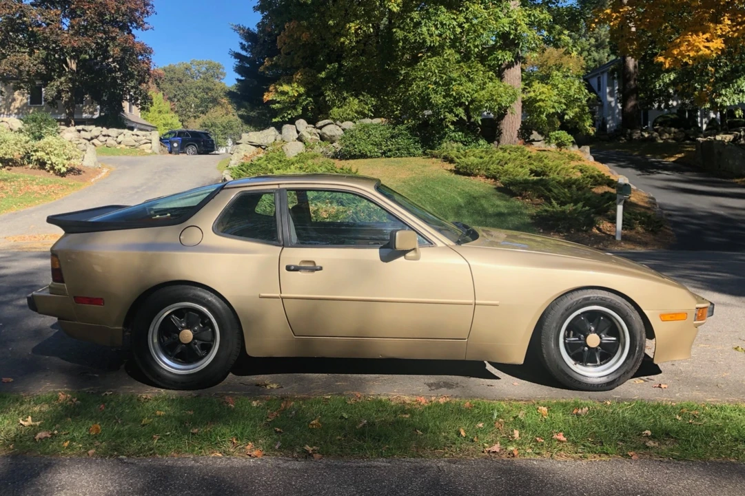 1984 Porsche 944 - Image 6 of 31