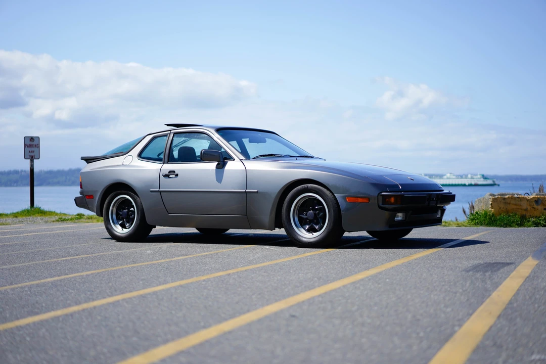 1984 Porsche 944 - Image 9 of 31