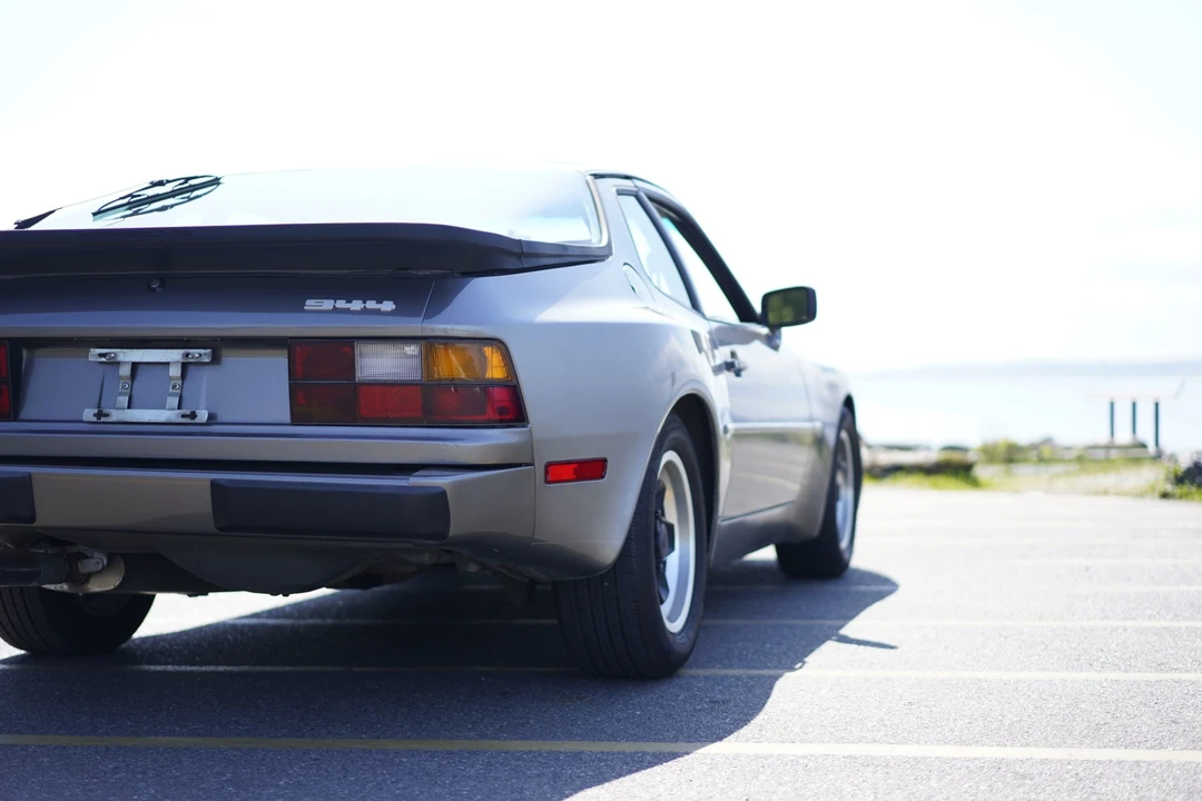 1984 Porsche 944 - Image 10 of 31