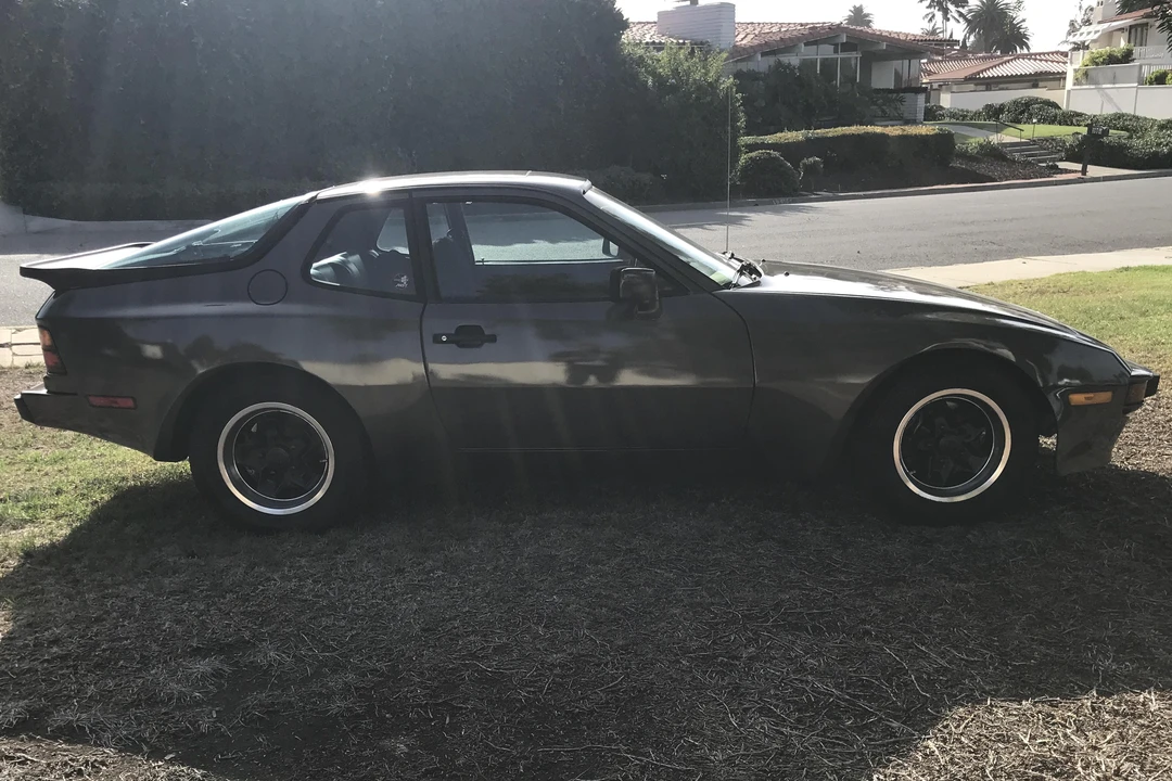 1984 Porsche 944 - Image 17 of 31
