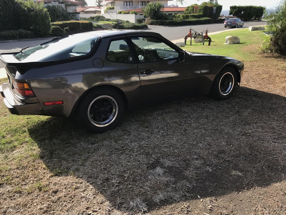 1984 Porsche 944 - Image 14 of 31