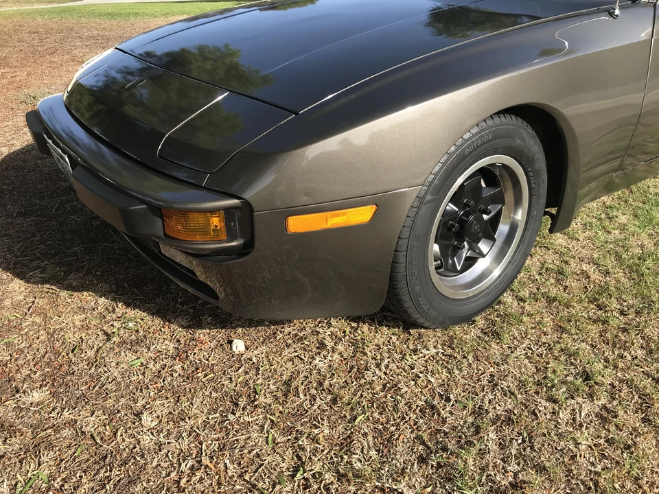 1984 Porsche 944 - Image 21 of 31
