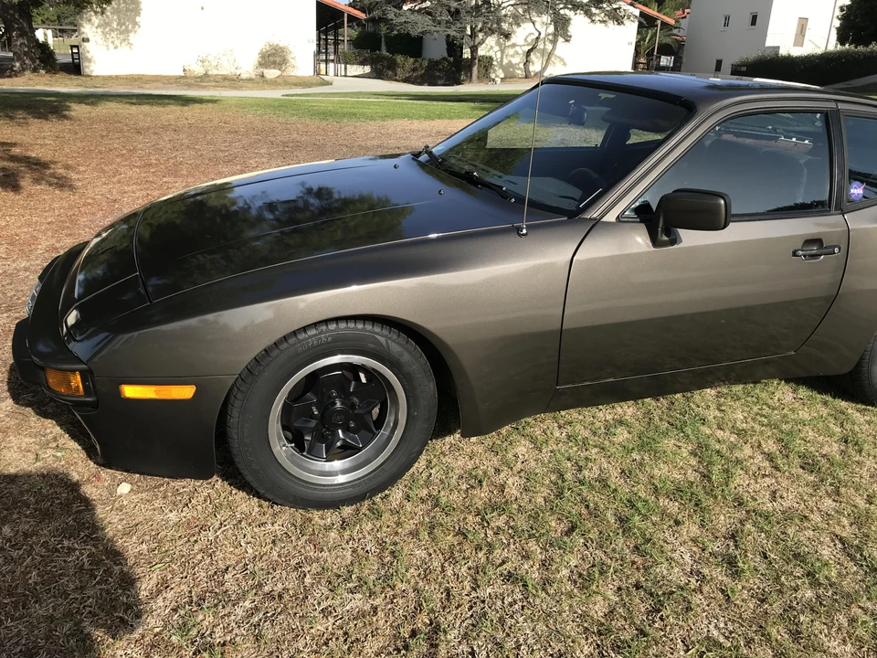 1984 Porsche 944 - Image 24 of 31