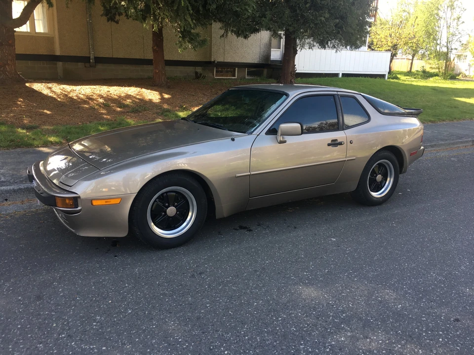 1984 Porsche 944 - Image 2 of 31