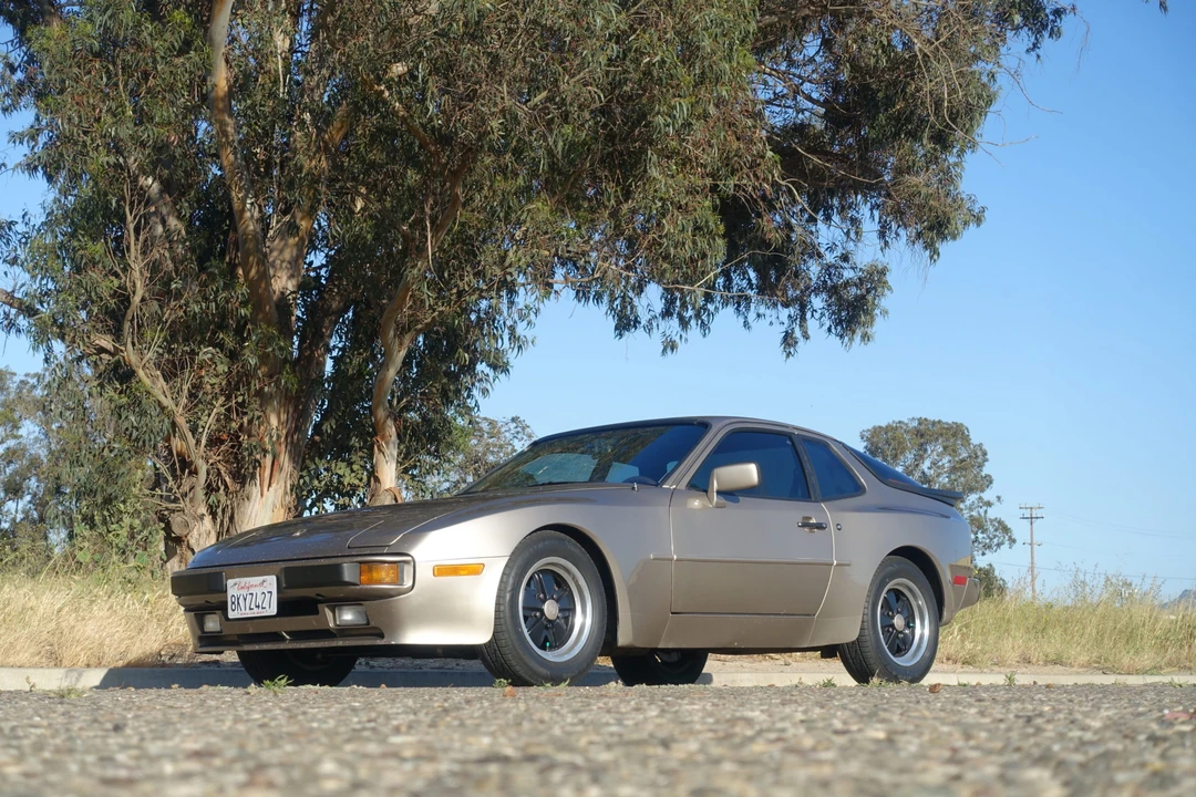 1984 Porsche 944 - Image 25 of 31