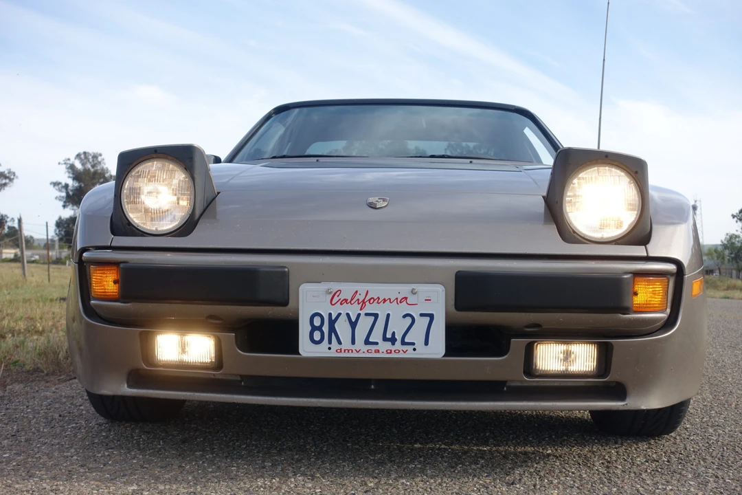 1984 Porsche 944 - Image 7 of 31