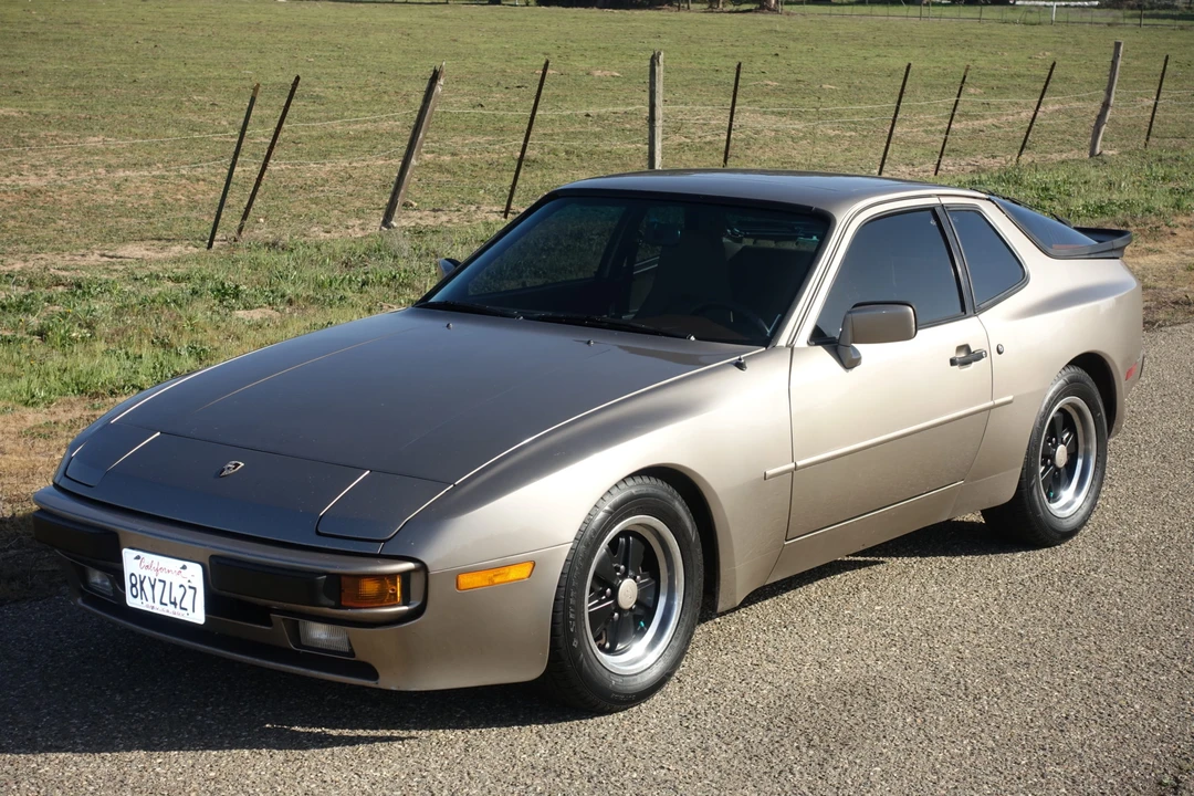 1984 Porsche 944 - Image 21 of 31
