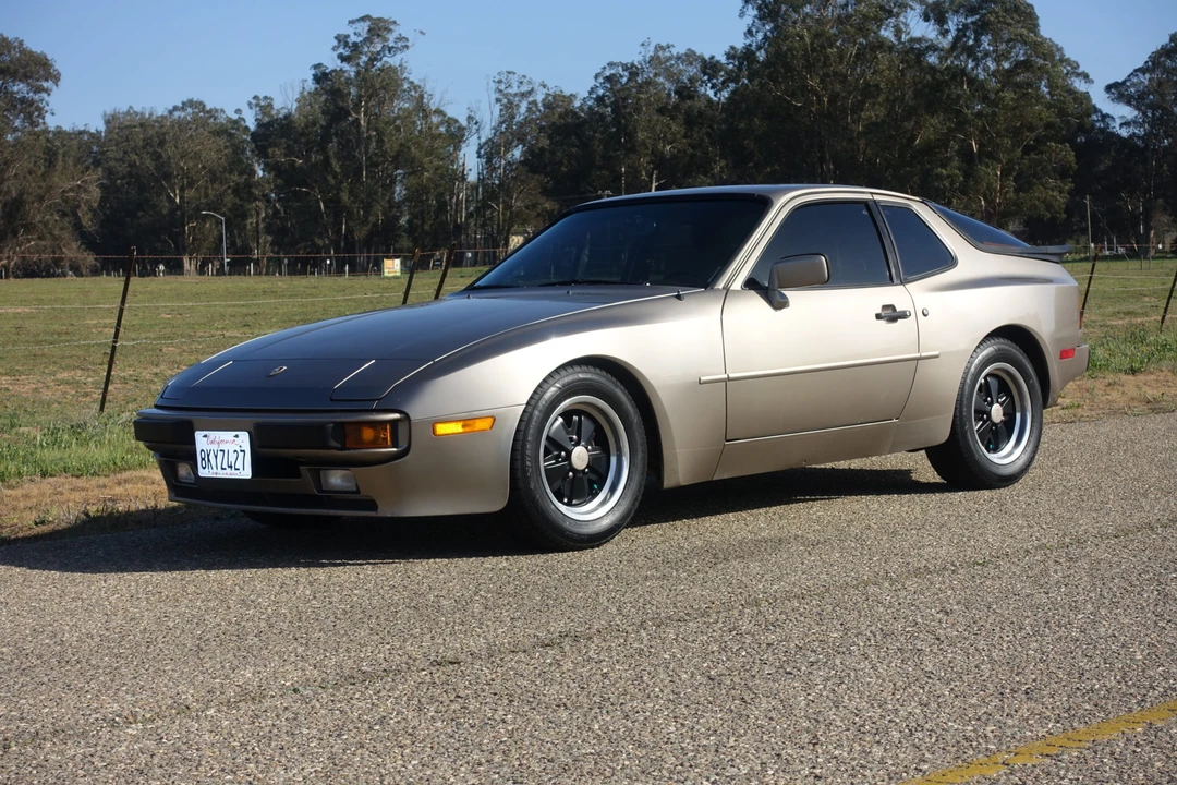 1984 Porsche 944 - Image 22 of 31