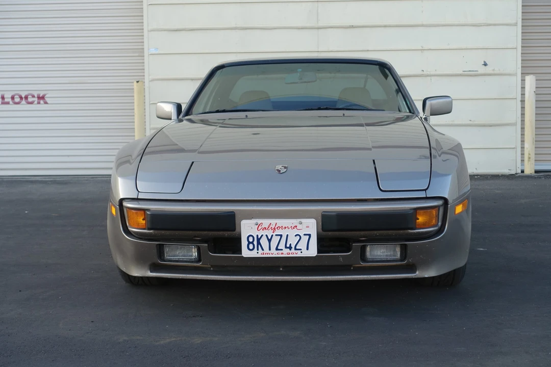 1984 Porsche 944 - Image 22 of 31