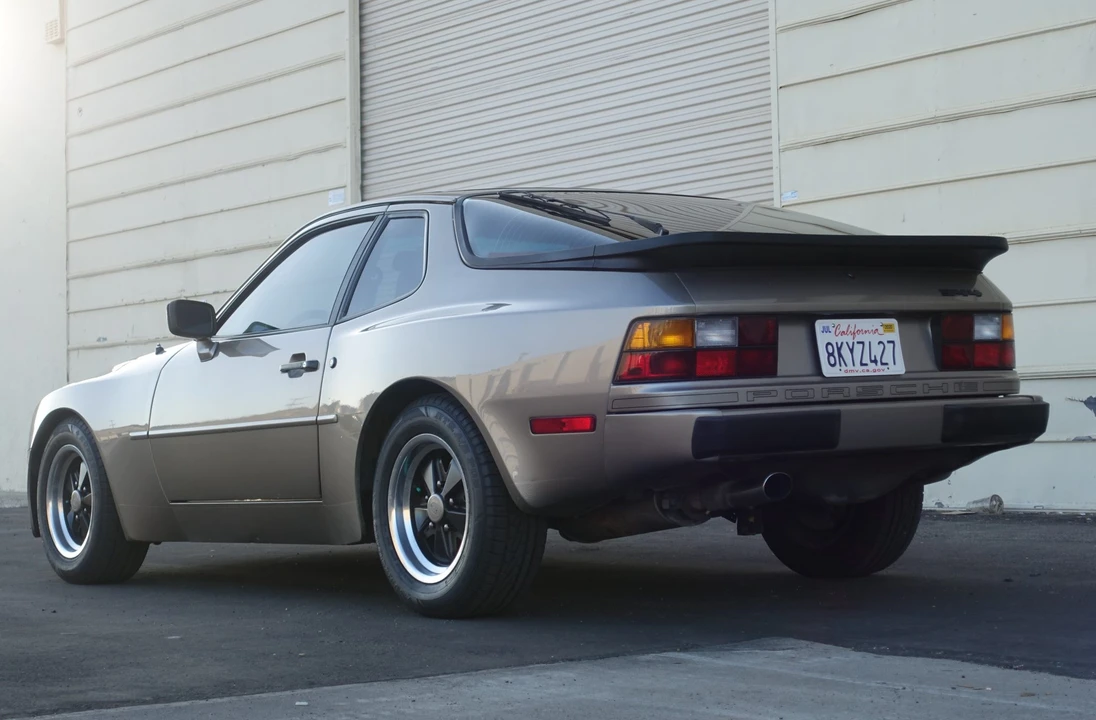1984 Porsche 944 - Image 9 of 31