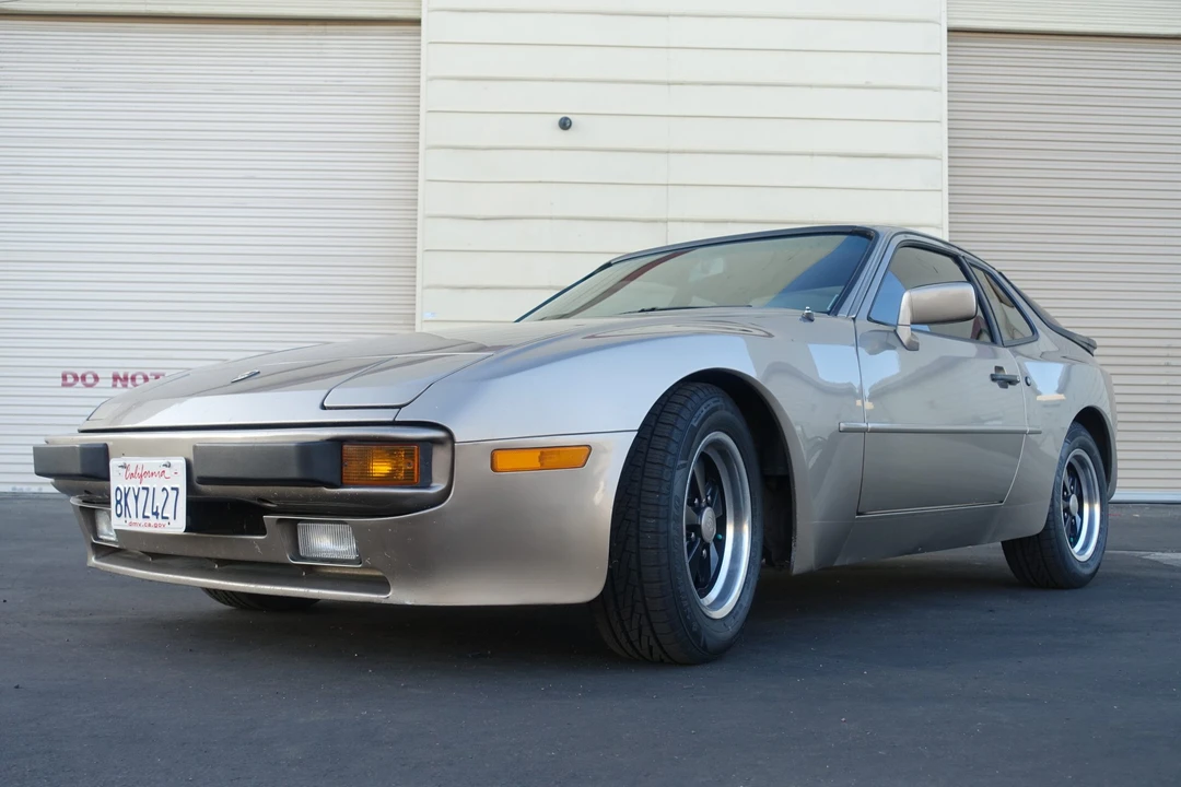1984 Porsche 944 - Image 4 of 31