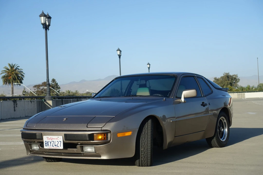 1984 Porsche 944 - Image 24 of 31