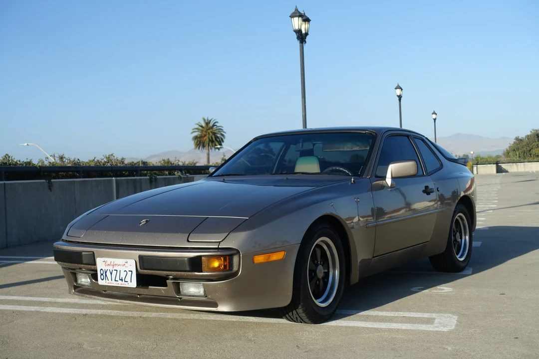 1984 Porsche 944 - Image 26 of 31