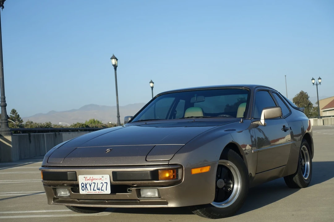 1984 Porsche 944 - Image 23 of 31