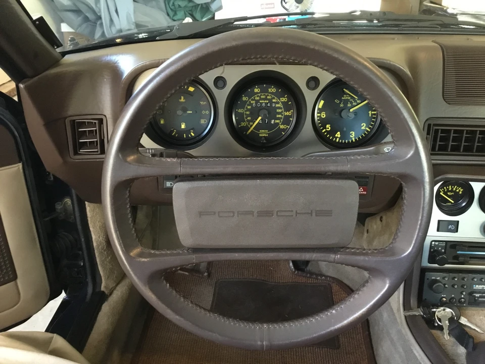 1984 Porsche 944 - Image 20 of 31