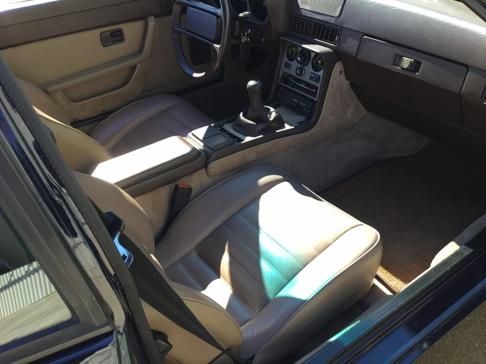 1984 Porsche 944 - Image 18 of 31