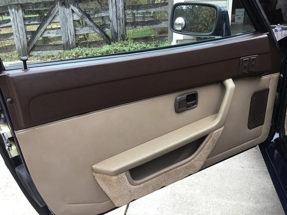1984 Porsche 944 - Image 24 of 31