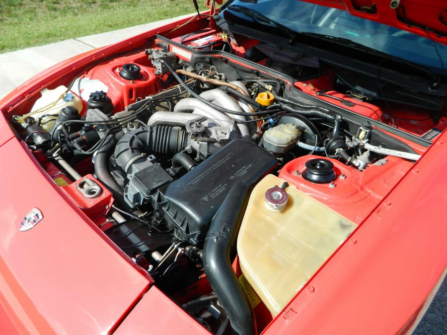 1984 Porsche 944 - Image 6 of 7