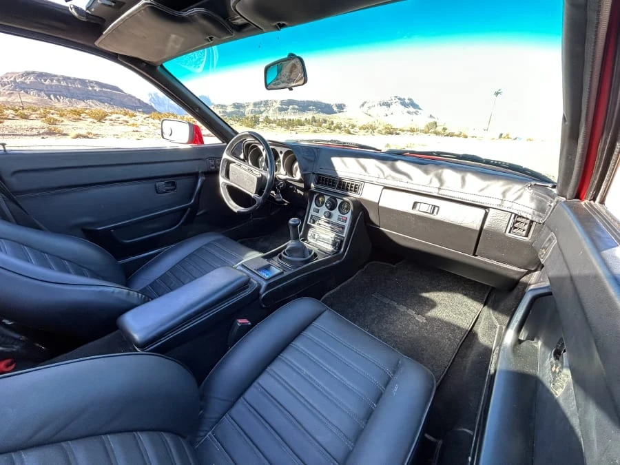 1984 Porsche 944 - Image 6 of 6