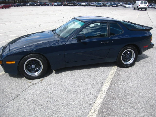 1984 Porsche 944 - Image 5 of 31