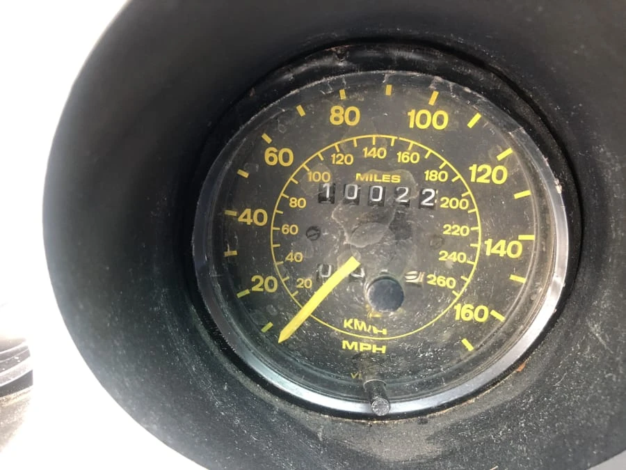 1984 Porsche 944 - Image 4 of 8